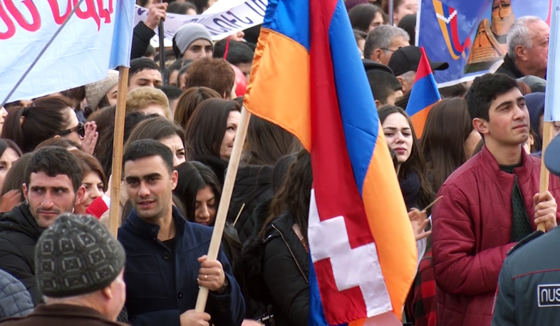 Festive reception in Stepanakert