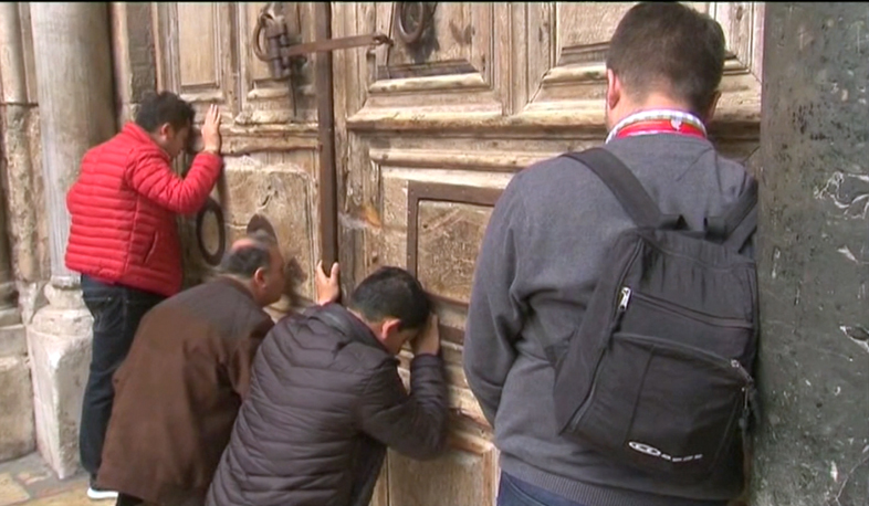 Doors of the Church of the Holy Sepulchre are closed