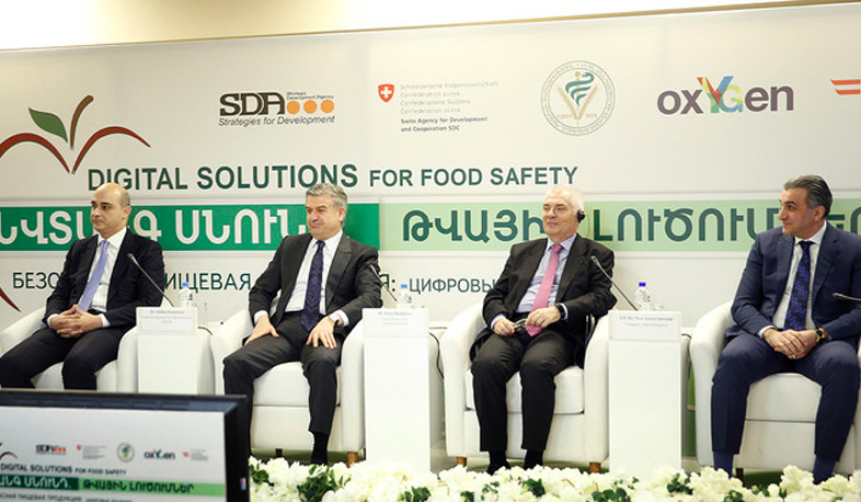 Digital solutions for safe food