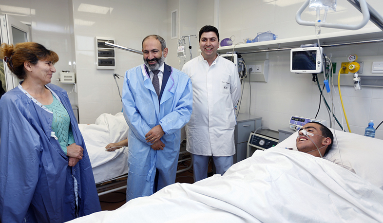 PM visits wounded soldier