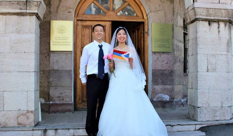 First foreign married couple receives Artsakh visa