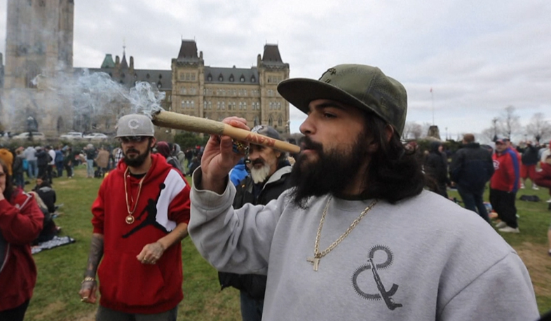 Canada Senate approves recreational use of marijuana