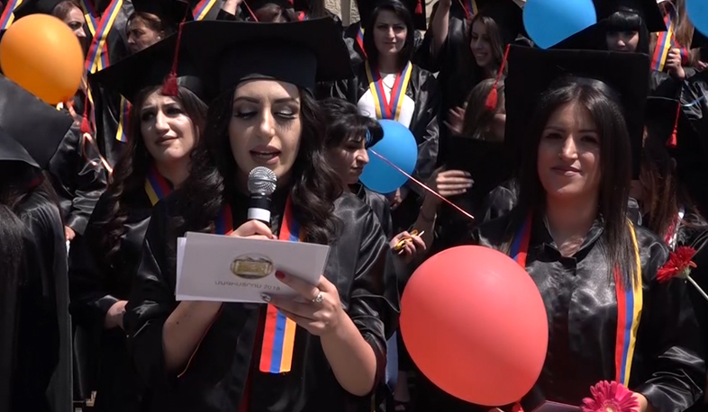 221 people graduate from Shirak State University