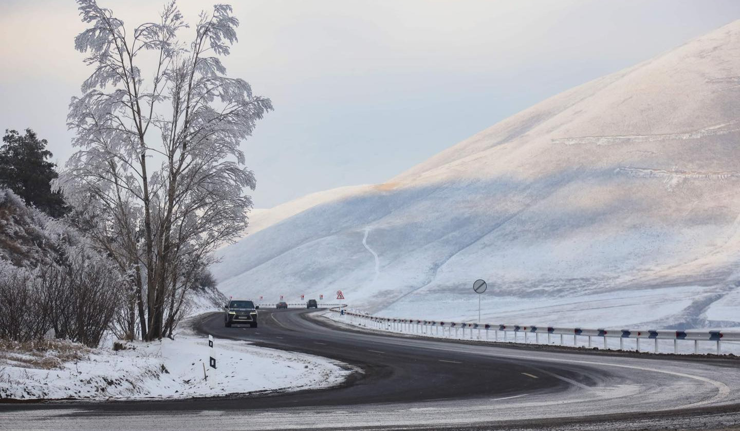 Արթիկի, Սիսիանի, Մեղրիի տարածաշրջաններում ձյուն է տեղում