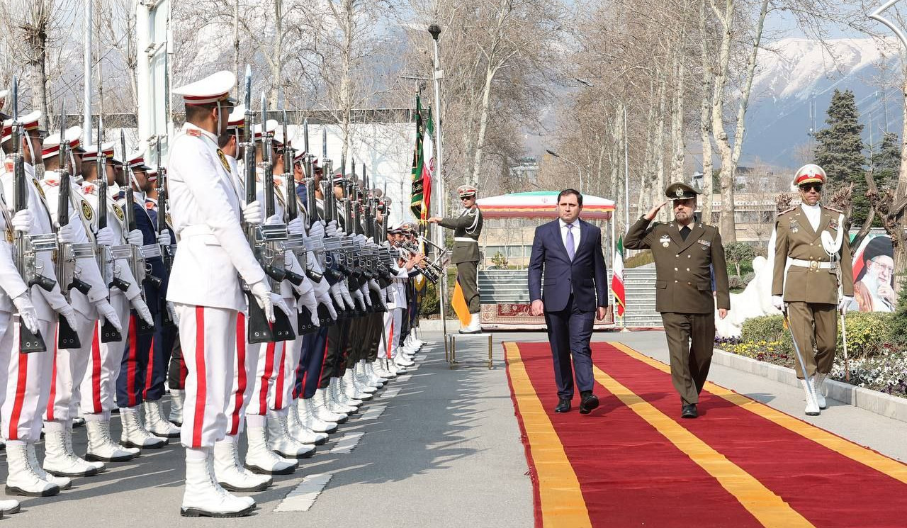 Suren Papikyan's welcoming ceremony took place in Iran