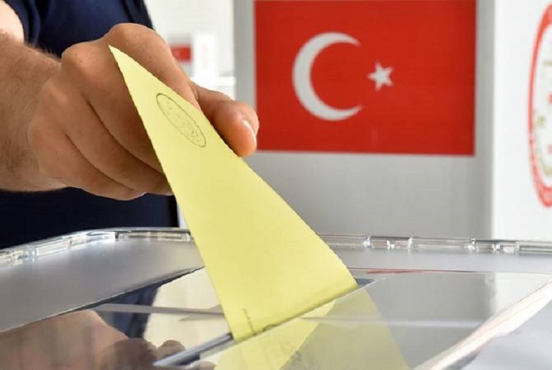 Turkey election authority reinstates excluded pro-Kurdish mayor