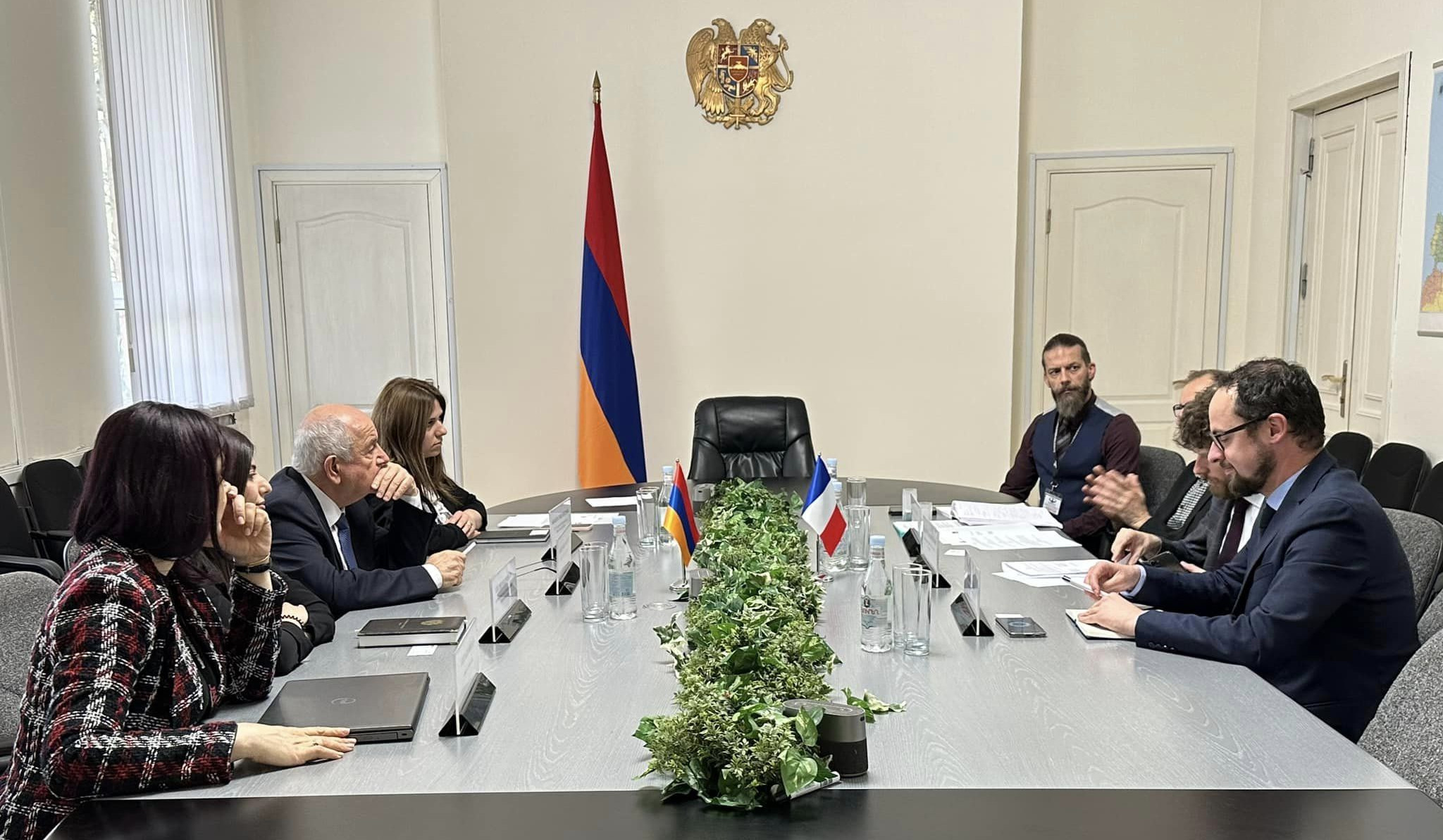 Ermənistan və Fransa mülki aviasiya sahəsində əməkdaşlığın genişləndirilməsi haqqında saziş imzalayıblar