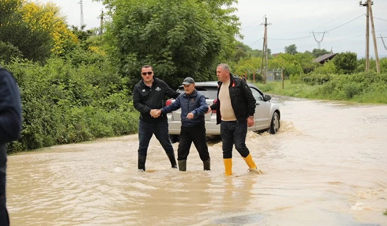 Արտակարգ իրավիճակ Վրաստանում. մի շարք շրջաններ անցել են ջրի տակ