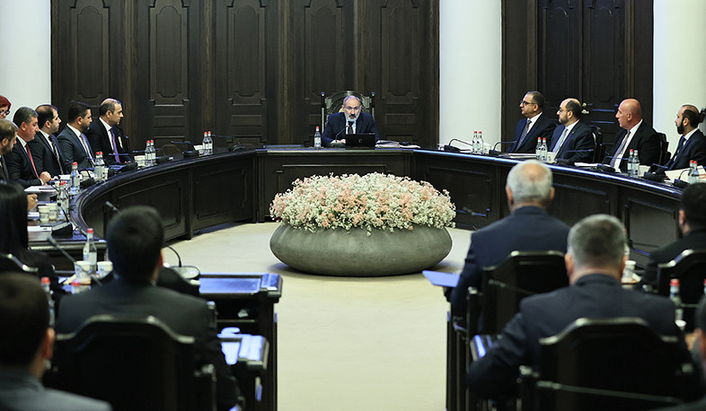 Issue of damage caused by the flood in Armenian regions, works carried out by operative headquarters discussed at Cabinet meeting