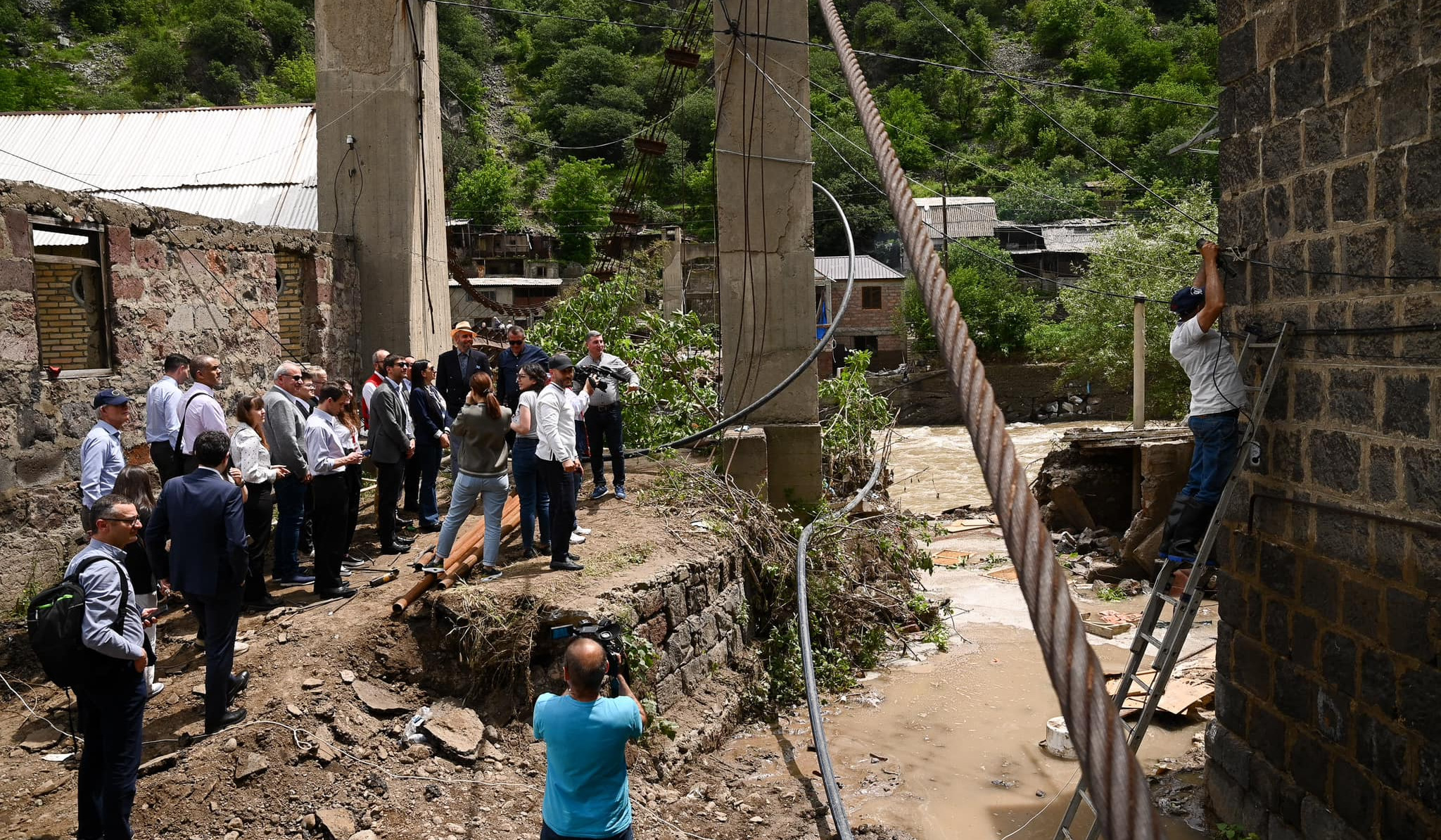 More than 40 representatives of diplomatic missions and international organizations visited disaster zone