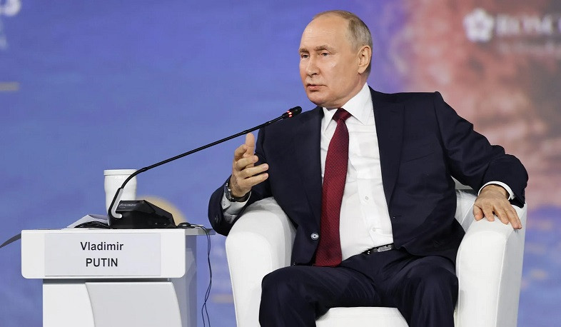 Russia could use nuclear weapons if its sovereignty or territory was under threat, Putin