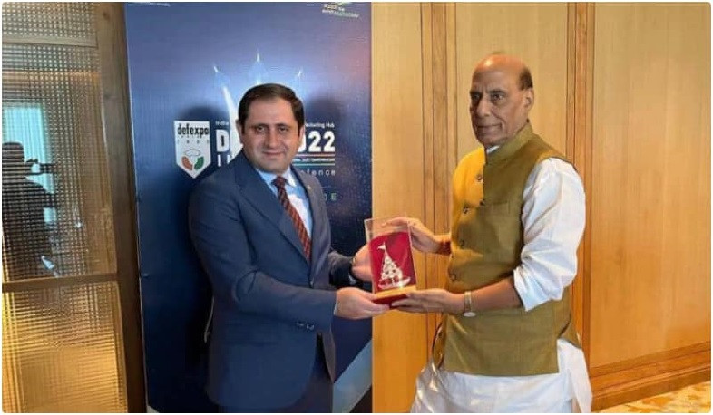 Suren Papikyan congratulated his Indian colleague on his re-appointment as Minister
