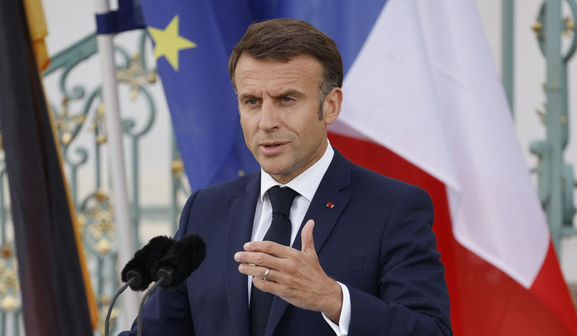 Macron announces he will not resign regardless of parliamentary election results