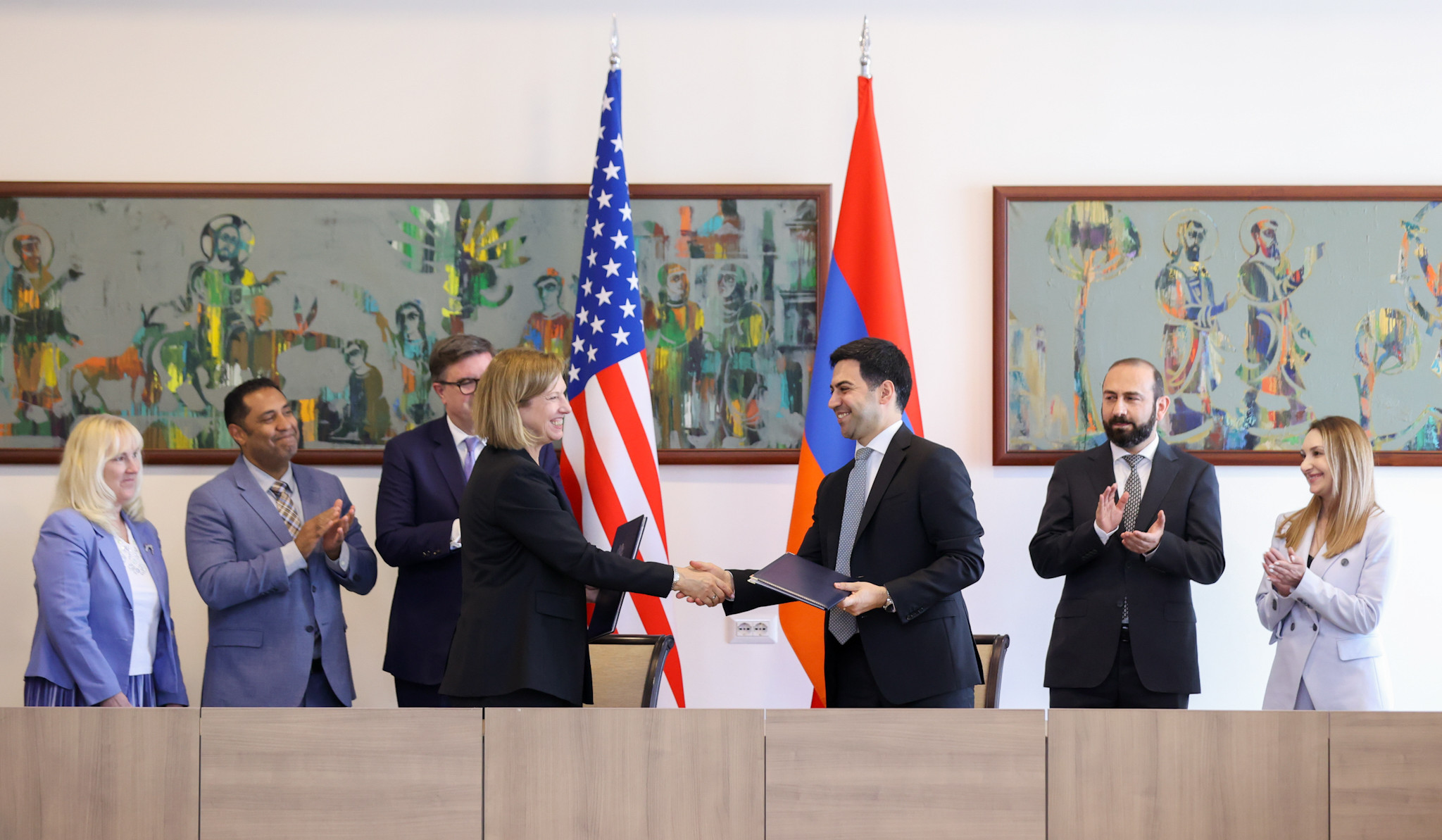 Armenia and US sign agreement on mutual assistance of customs authorities