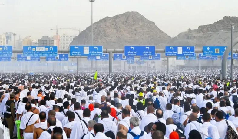 По меньшей мере 14 граждан погибли во время паломничества Хадж в Саудовской Аравии из-за сильной жары