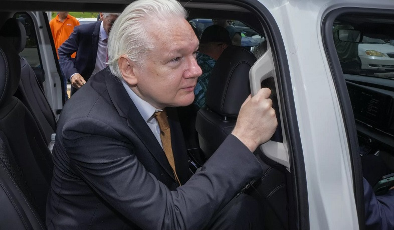 WikiLeaks founder Julian Assange released from court