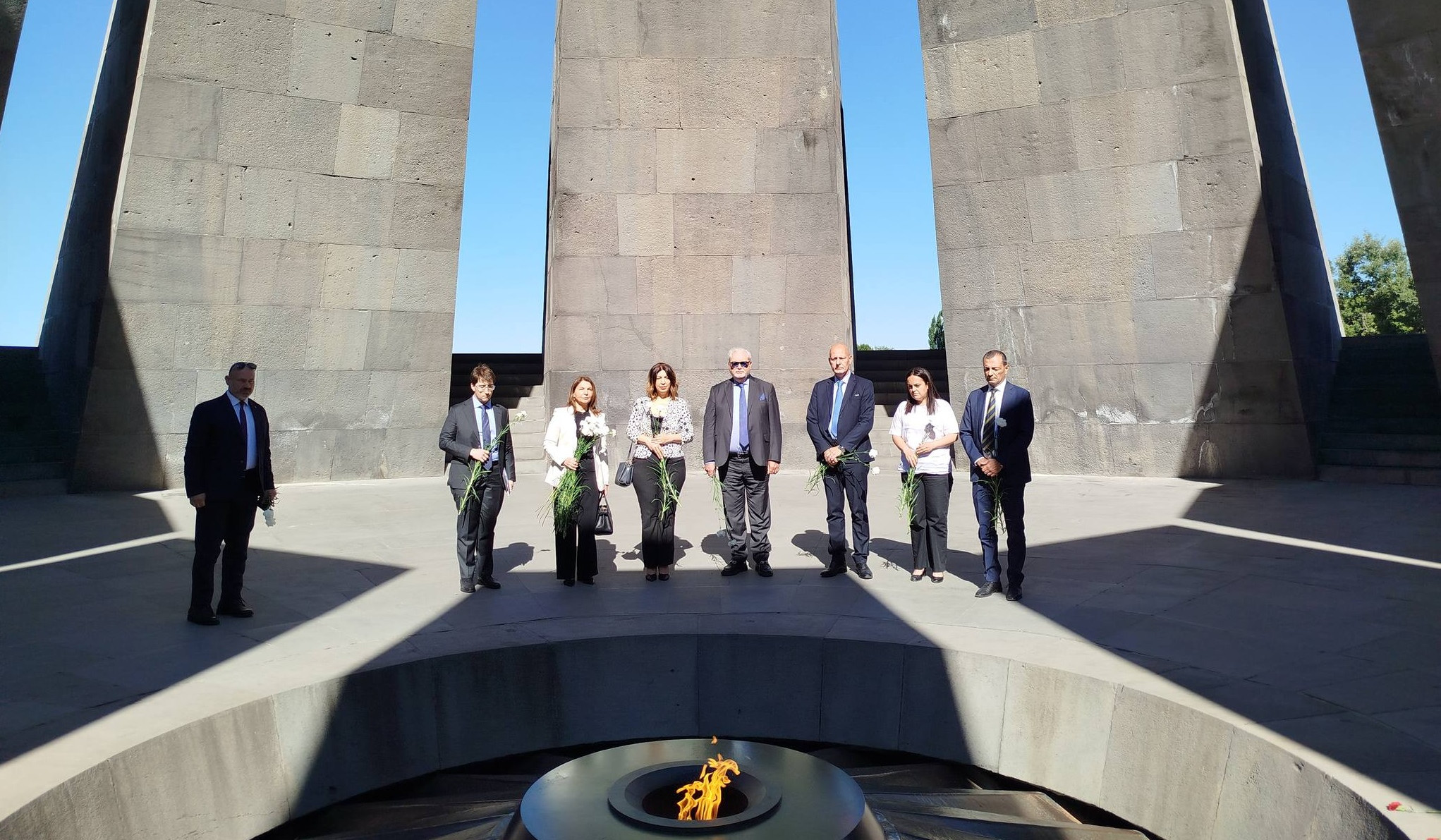 Իտալիայի զինվորական գլխավոր դատախազն այցելել է Հայոց ցեղասպանության հուշահամալիր