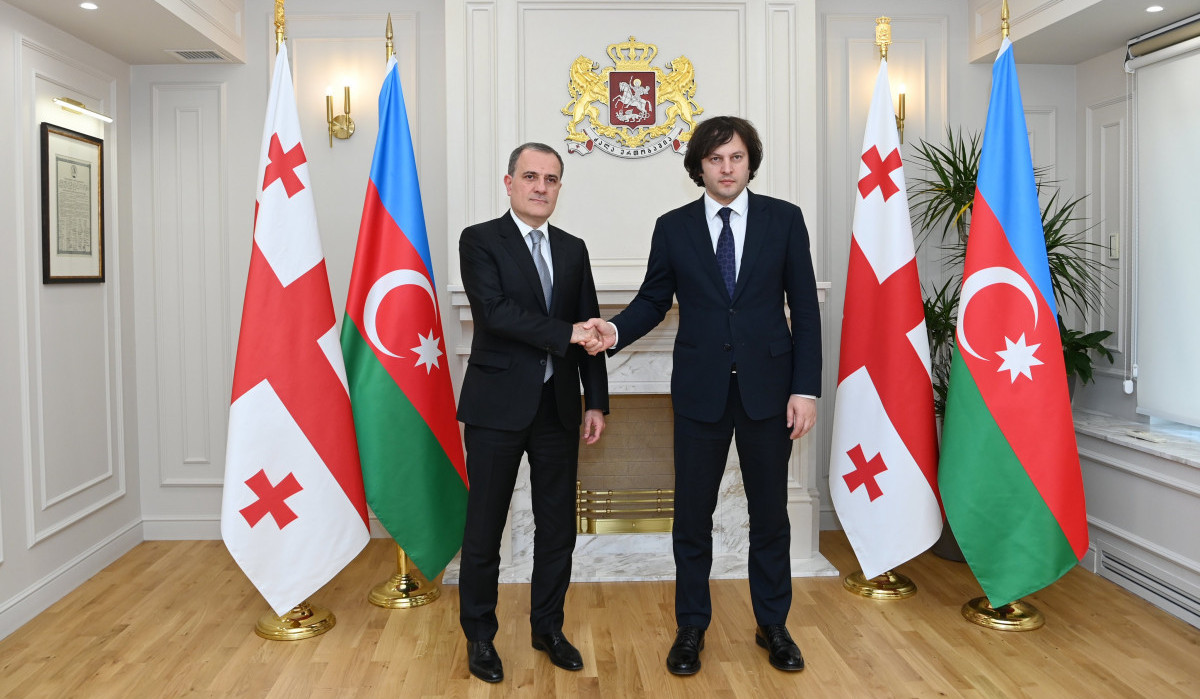 Байрамов встретился с премьер-министром Грузии