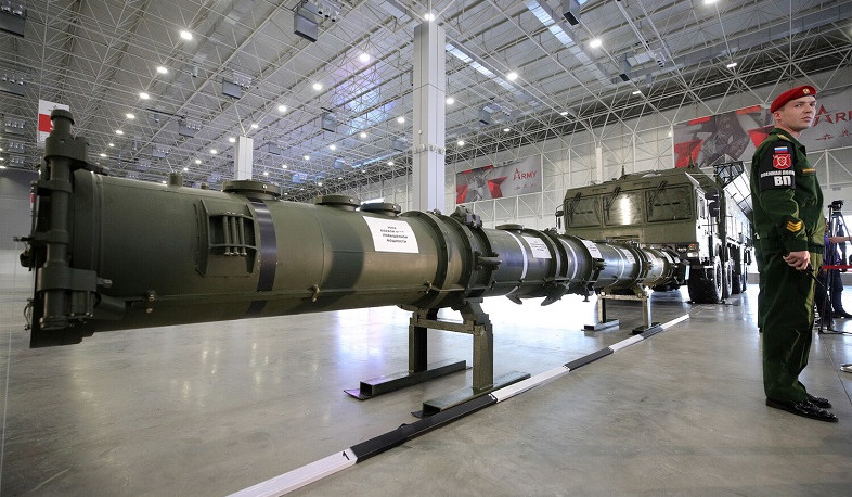 Путин потребовал возобновить производство ракет средней и малой дальности