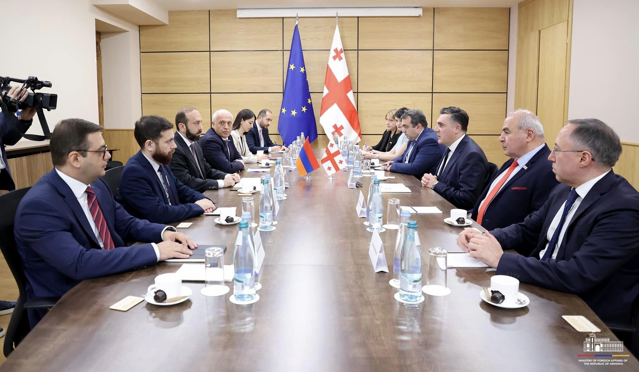Meeting of the foreign ministers of Armenia and Georgia with expanded composition is underway