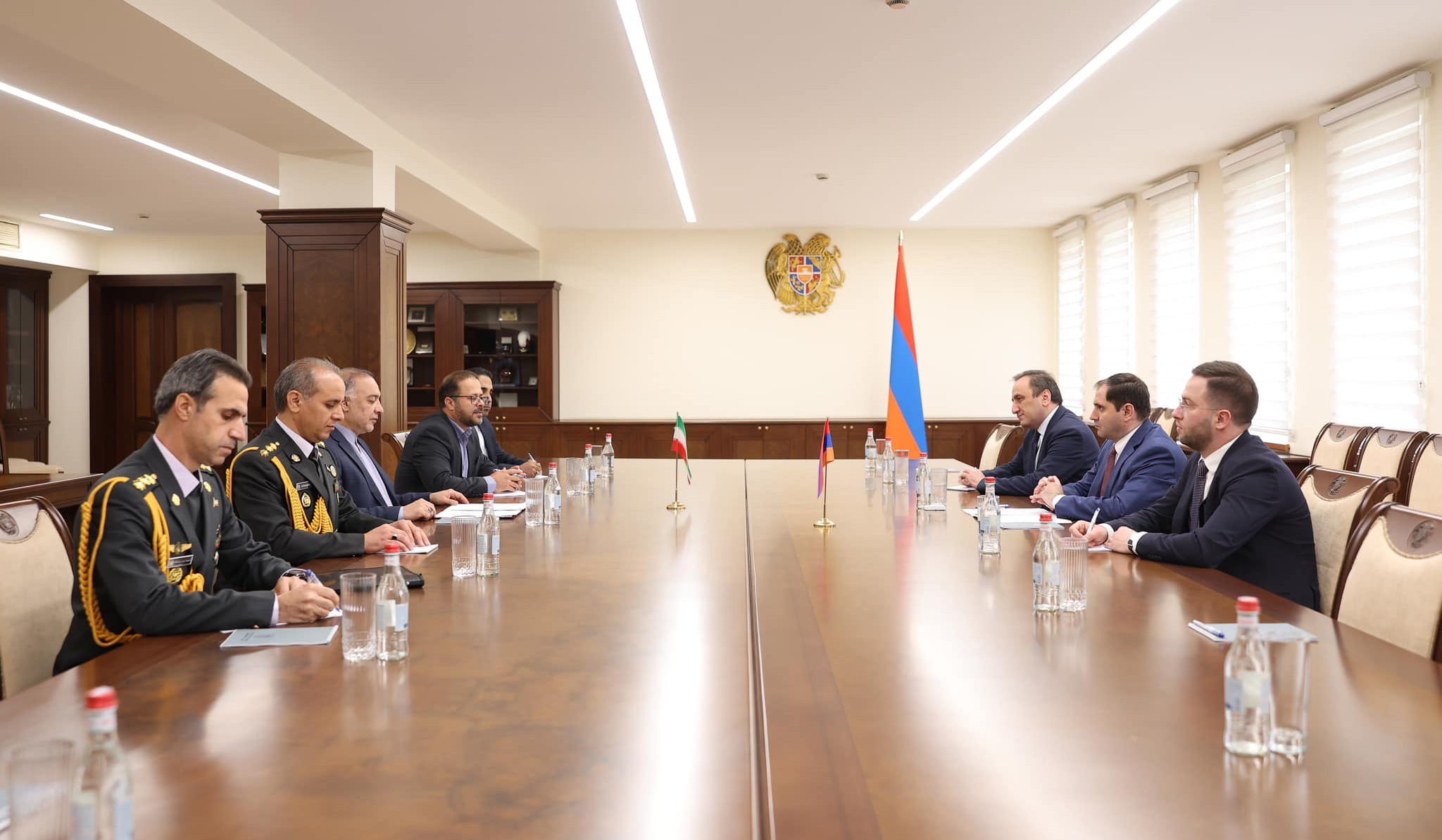 Papikyan and Sobhani discuss Armenia-Iran defence cooperation and regional security
