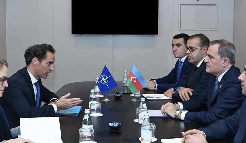 НАТО решительно поддерживает нормализацию отношений между Арменией и Азербайджаном: Коломина