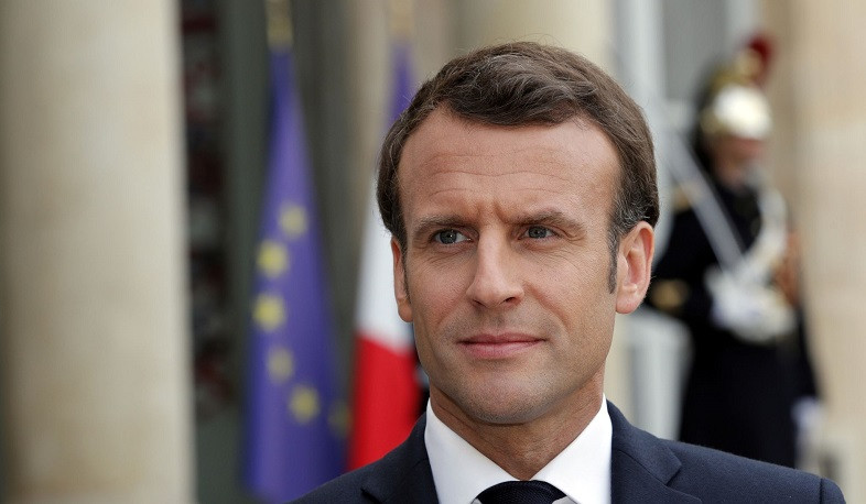 Франция продолжит придерживаться всех международных обязательств: Макрон