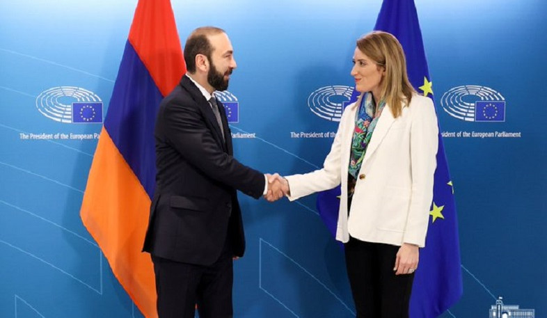 Ararat Mirzoyan congratulated Metsola on occasion of her election to position of President of European Parliament