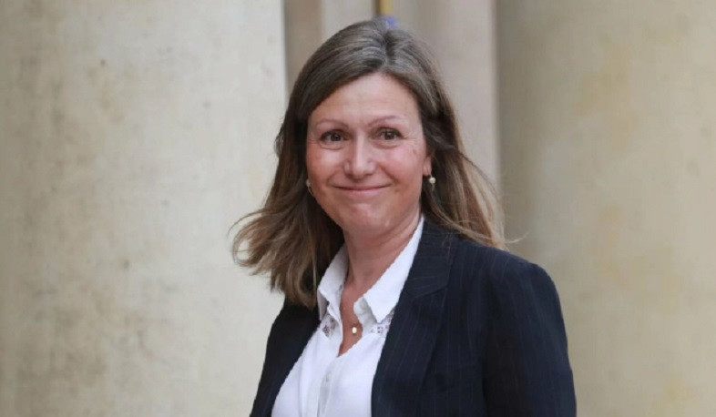 Яэль Брон-Пиве переизбрана председателем Национального собрания Франции
