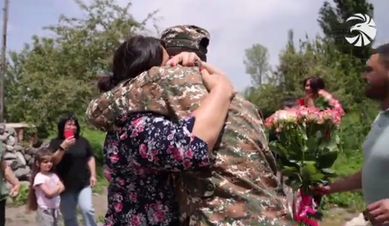 Զորացրվող զինվորի վերադարձը հայրական տուն