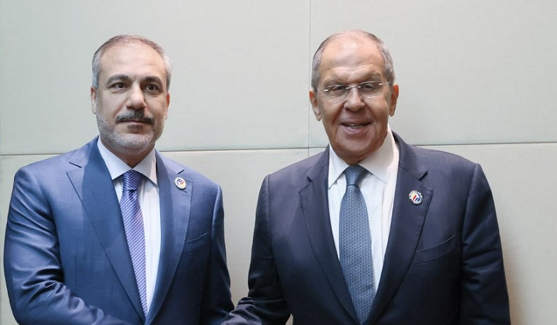 Министры иностранных дел России и Турции встретились