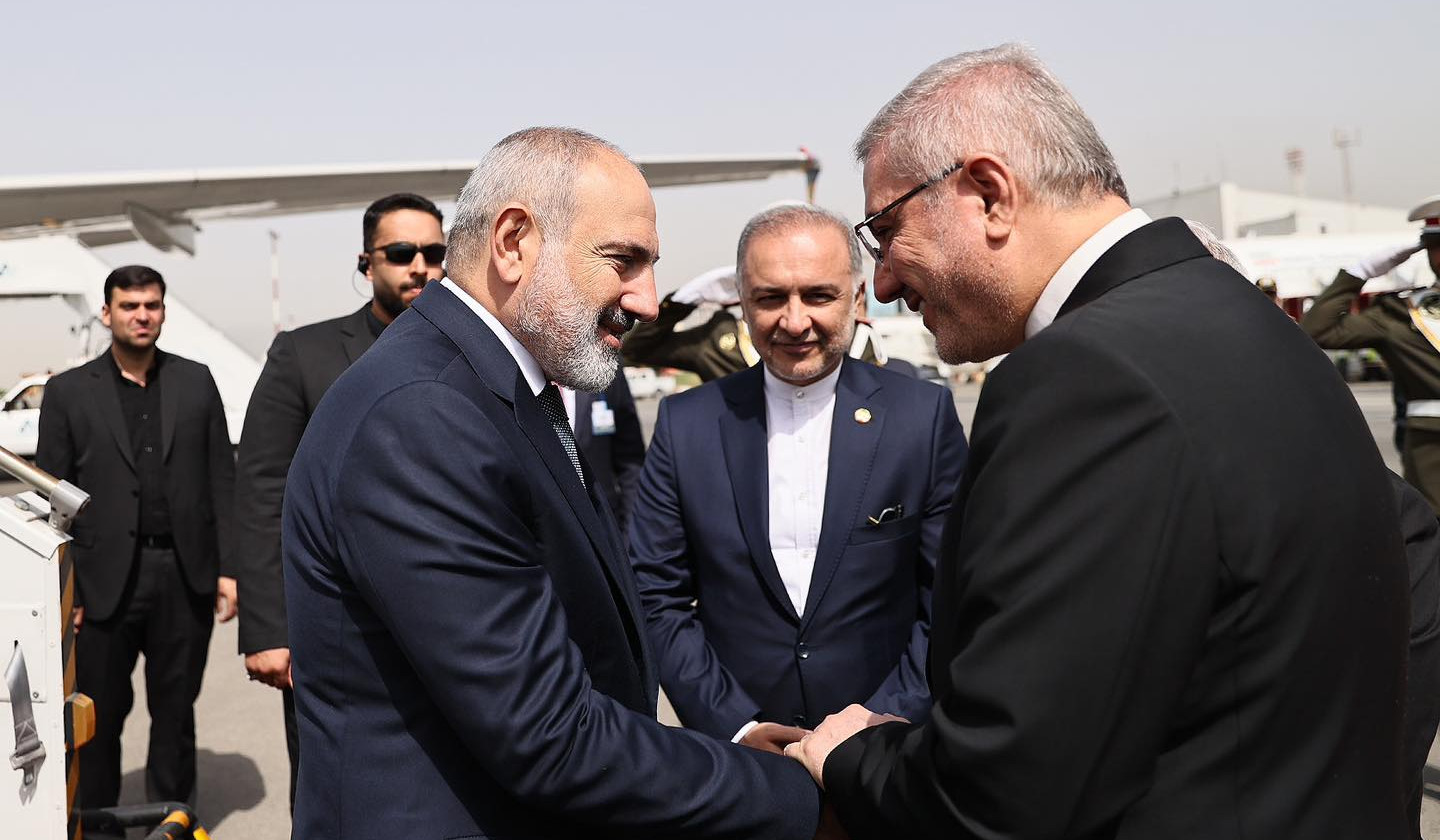 Armenian Prime Minister leaves for Iran on a working visit to participate in President Pezeshkian’s inauguration