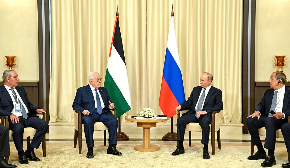 Putin and Abbas discuss creating a Palestinian state