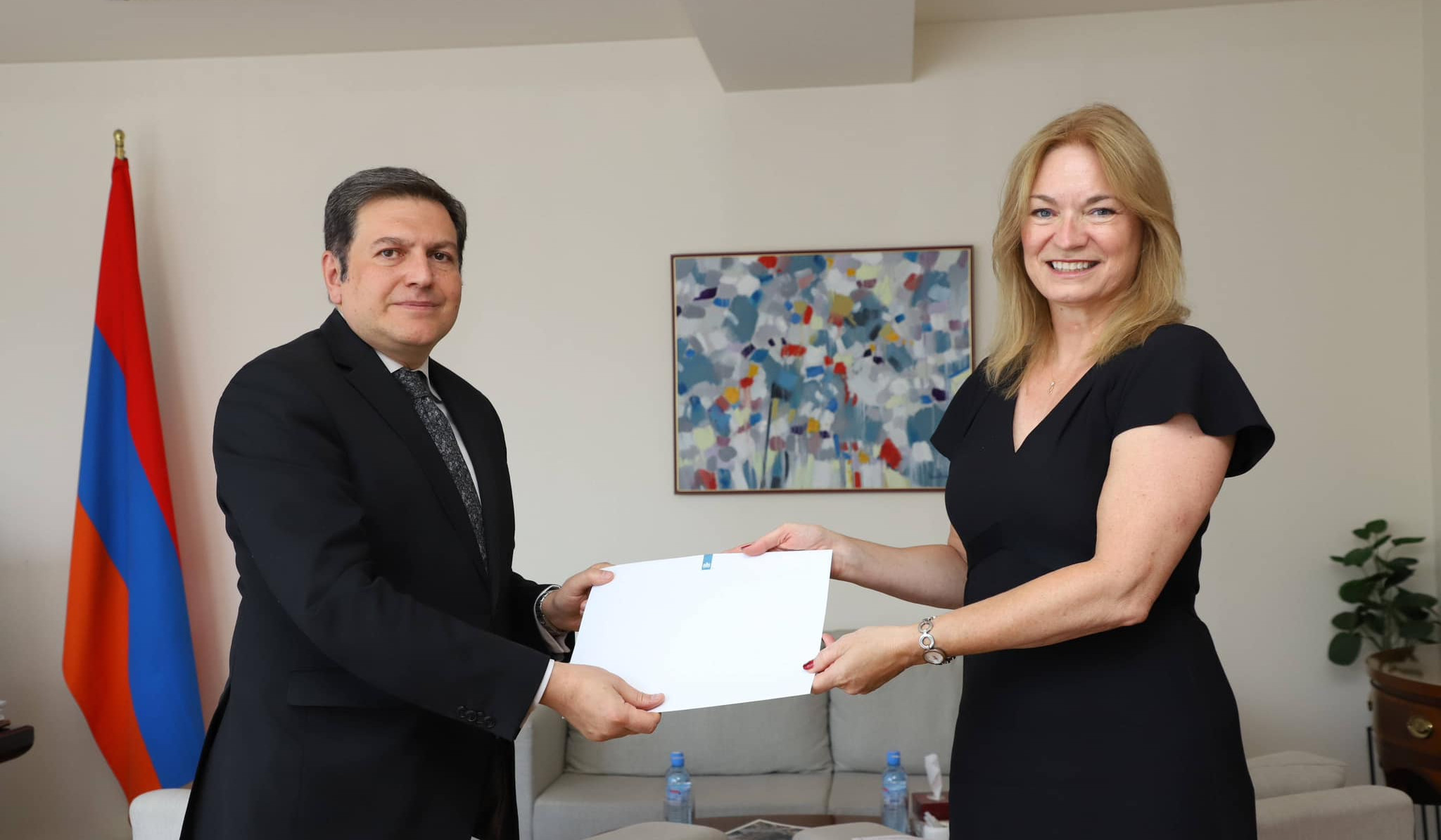 Ambassador of Netherlands handed over copy of credentials to Armenia's Deputy Foreign Minister