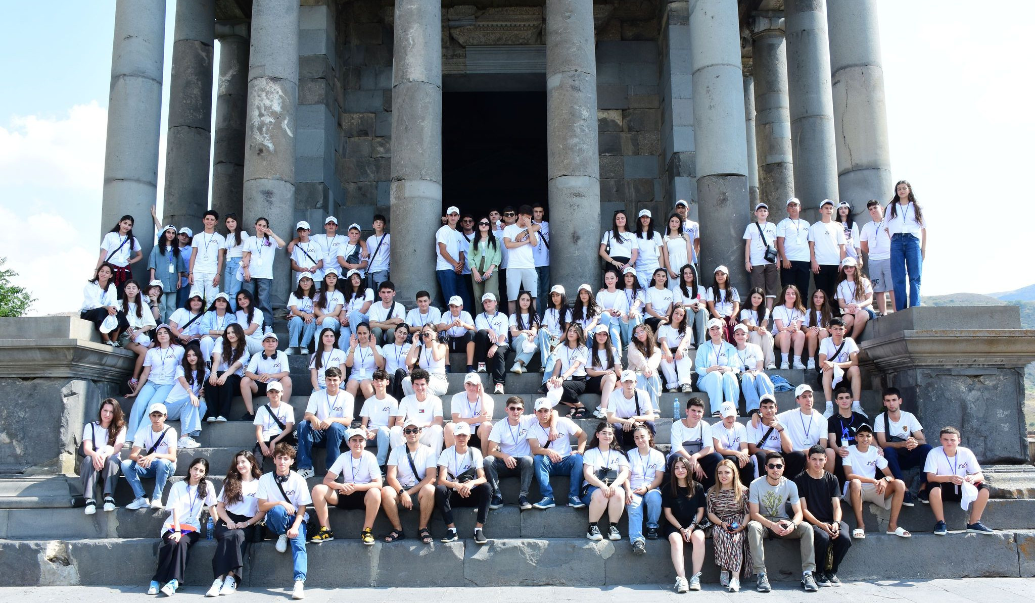 “Step Toward Home” təhsil proqramı başa çatıb – 20 ölkədən 600 erməni gənc iştirak edib