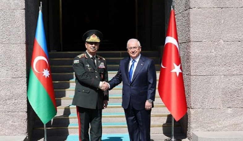 Defense Ministers of Turkey and Azerbaijan discussed bilateral and regional issues