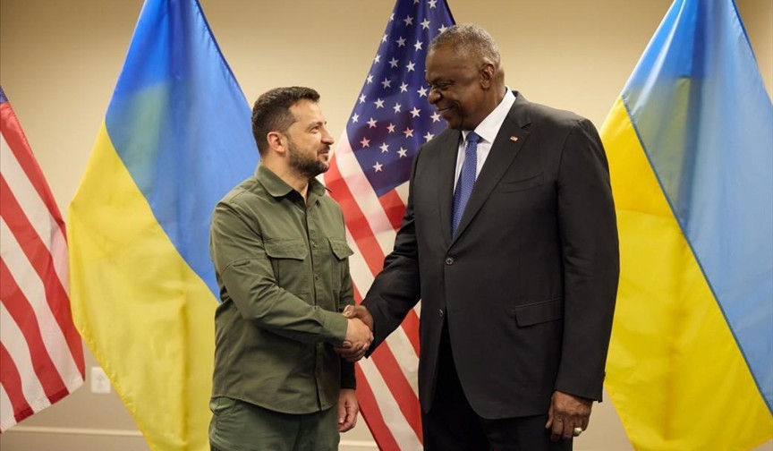 Today USA will announce another package of military aid of $250 million to Ukraine: Austin