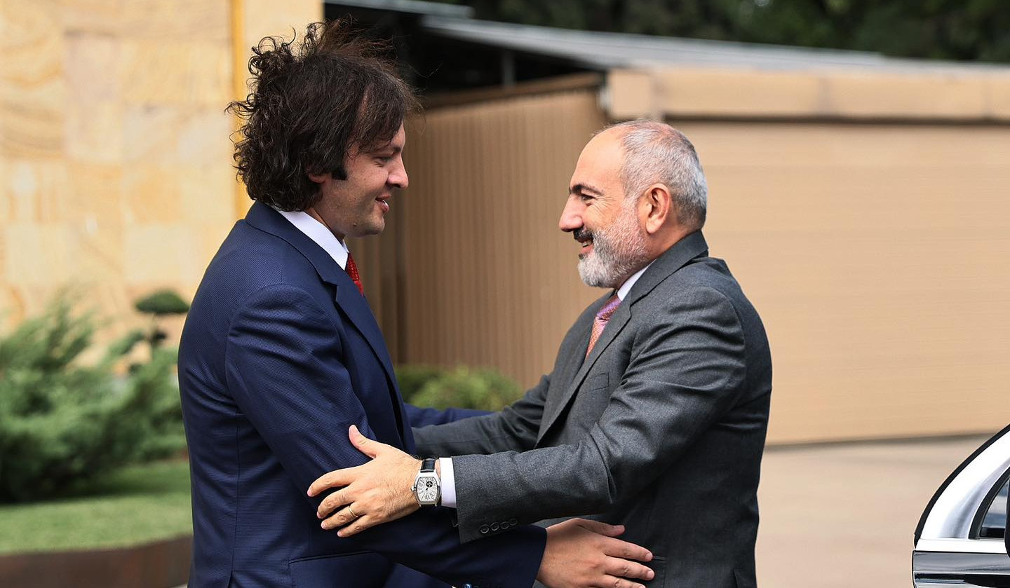 Official welcoming ceremony of Prime Minister Pashinyan in Georgia