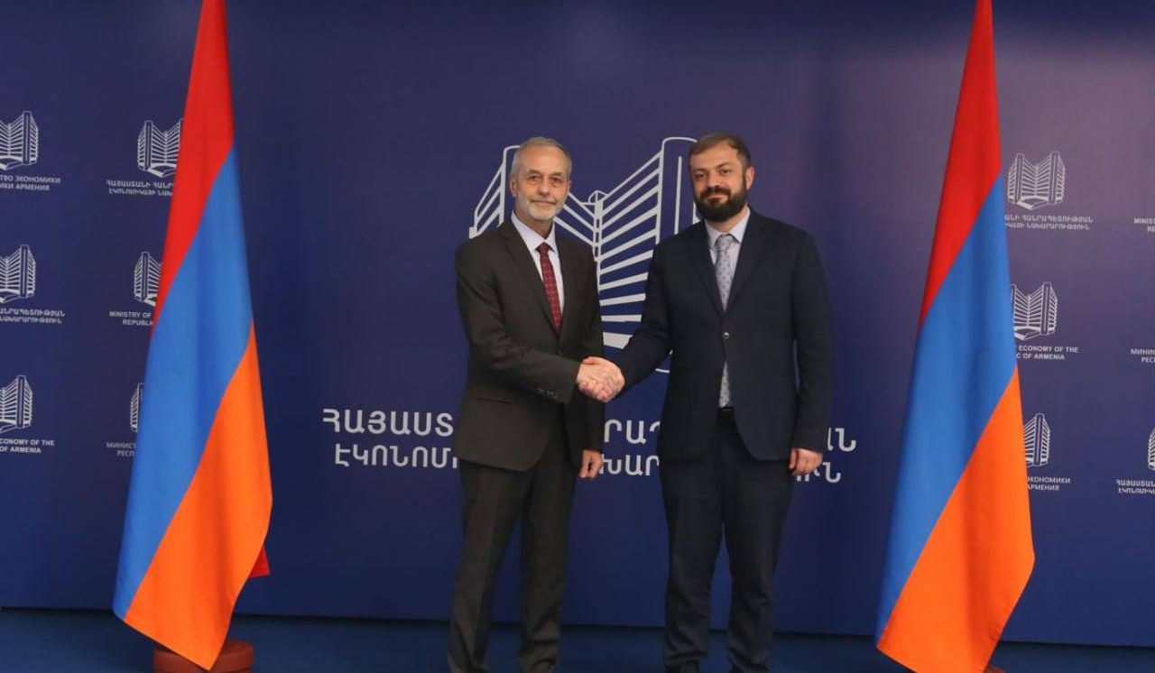 Գևորգ Պապոյանը Սլովակիայի դեսպանի հետ քննարկել է տնտեսական համագործակցության առանցքային խնդիրներ