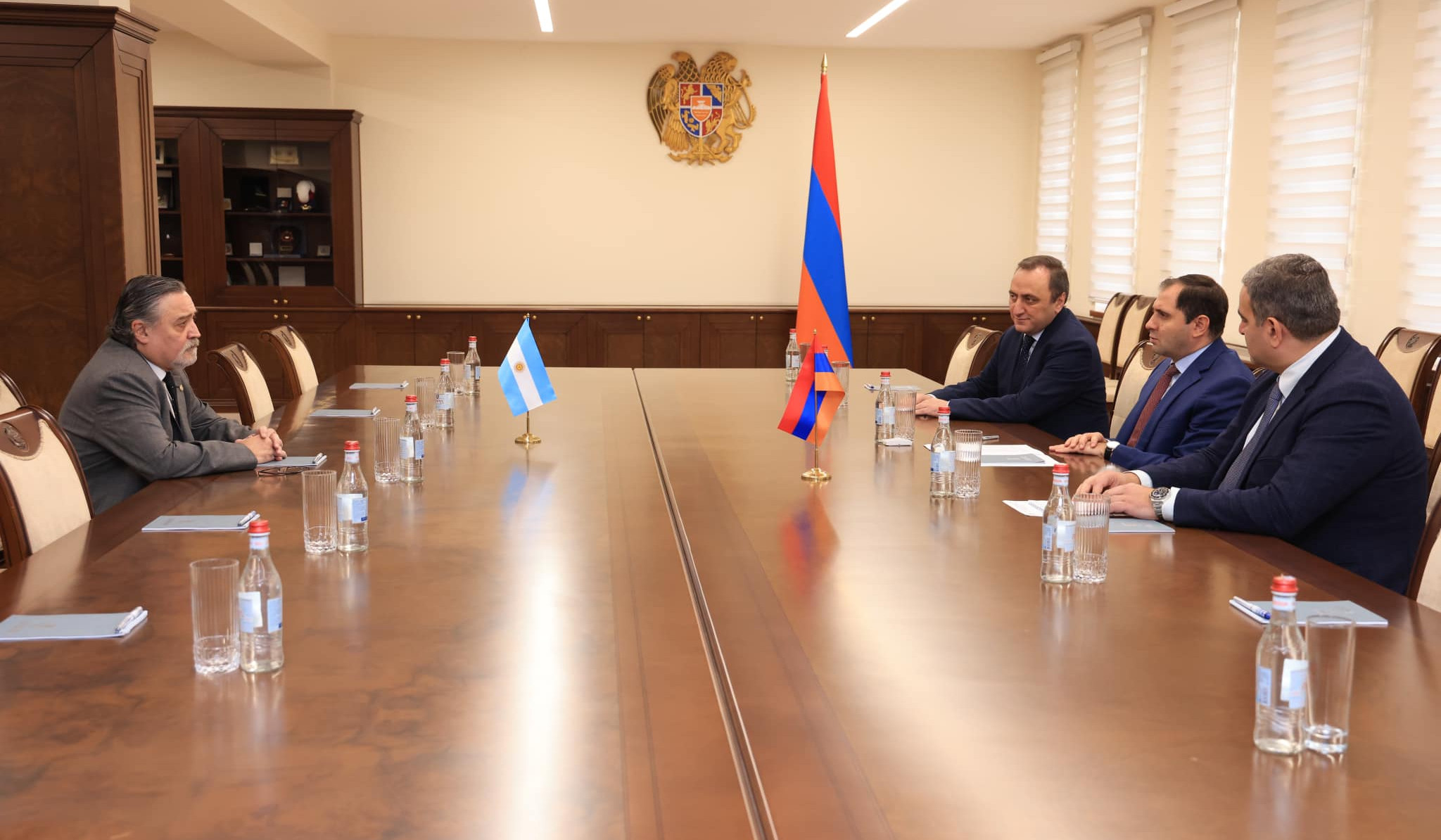 Papikyan discussed possibilities of defense cooperation with Ambassador of Argentina