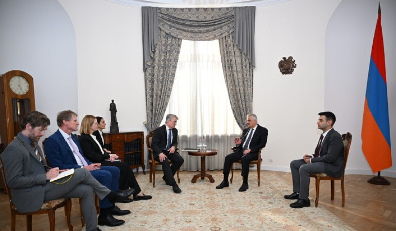 Mher Qriqoryan və Almaniya XİN-in nümayəndə heyəti regional inkişafları müzakirə ediblər