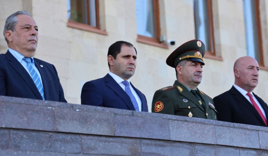 Suren Papikyan received Defense Minister of Cyprus who arrived in Armenia on an official visit