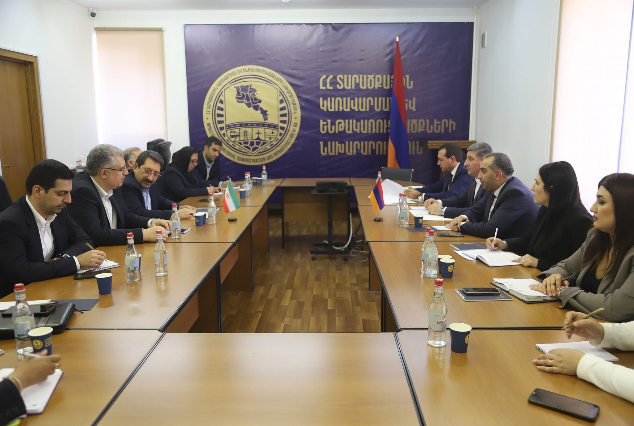 Քննարկվել են հանքարդյունաբերության ոլորտին առնչվող հարցեր. Գնել Սանոսյանն ընդունել է Իրանի առևտրի նախարարին