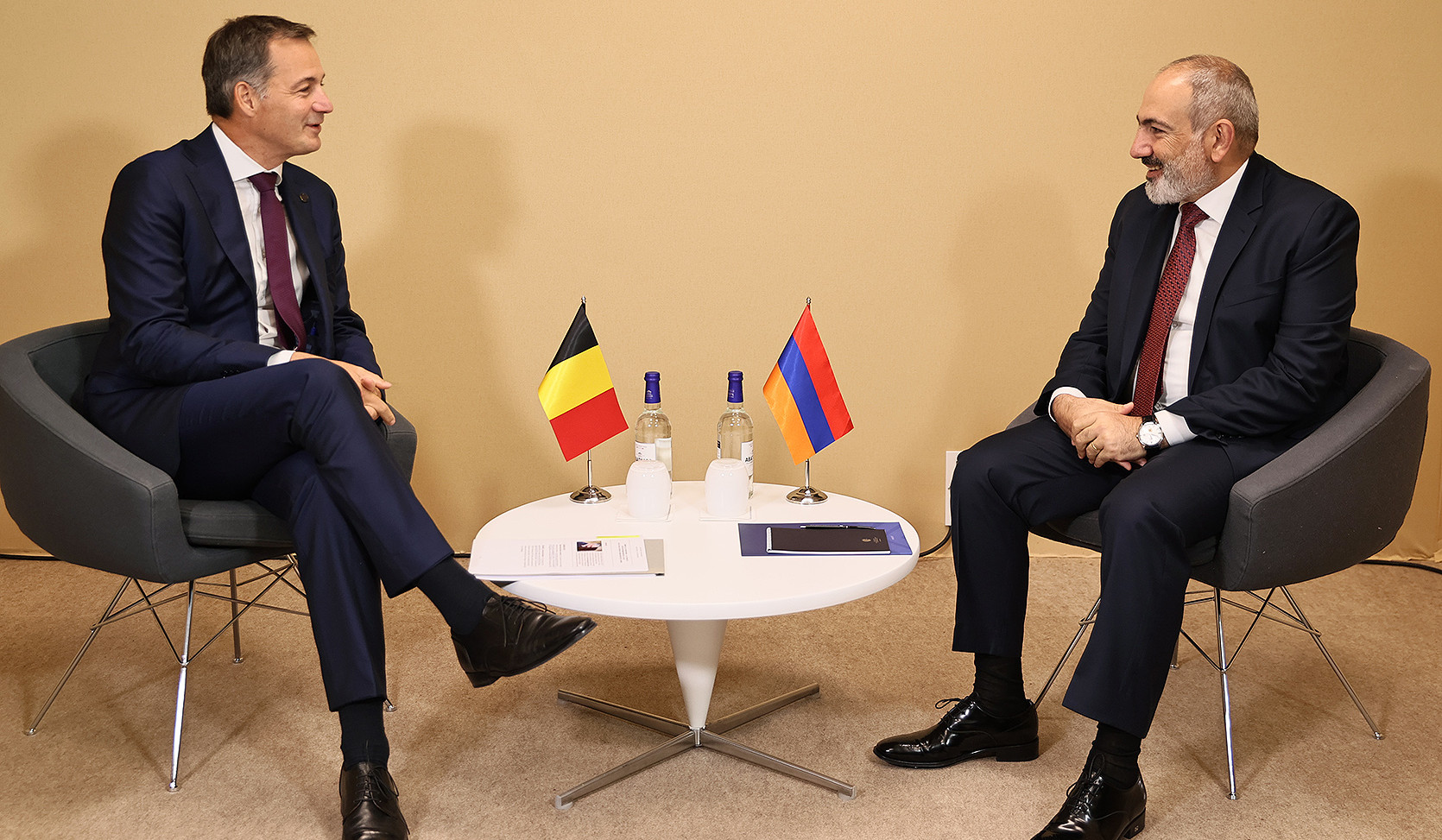 Nikol Pashinyan meets with the Prime Minister of Belgium Alexander De Croo