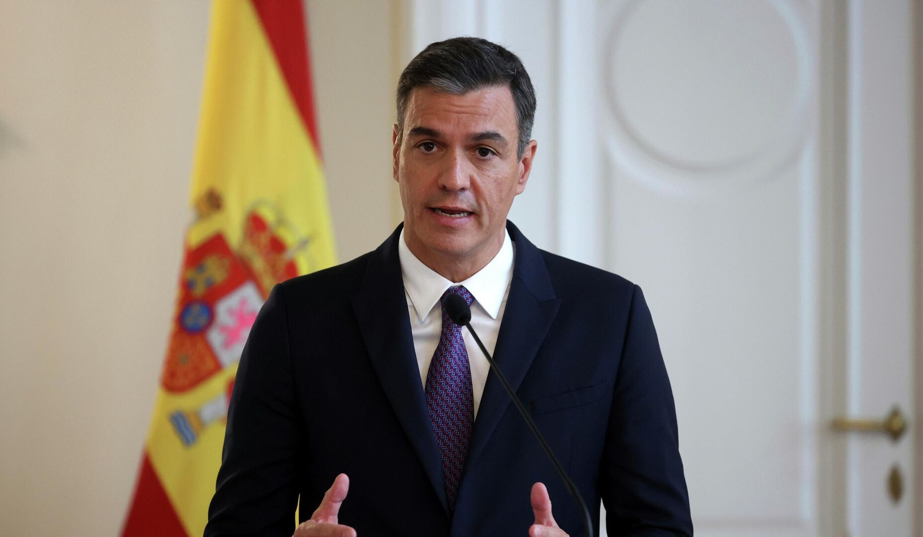 Prime Minister of Spain called for end to supply of weapons to Israel