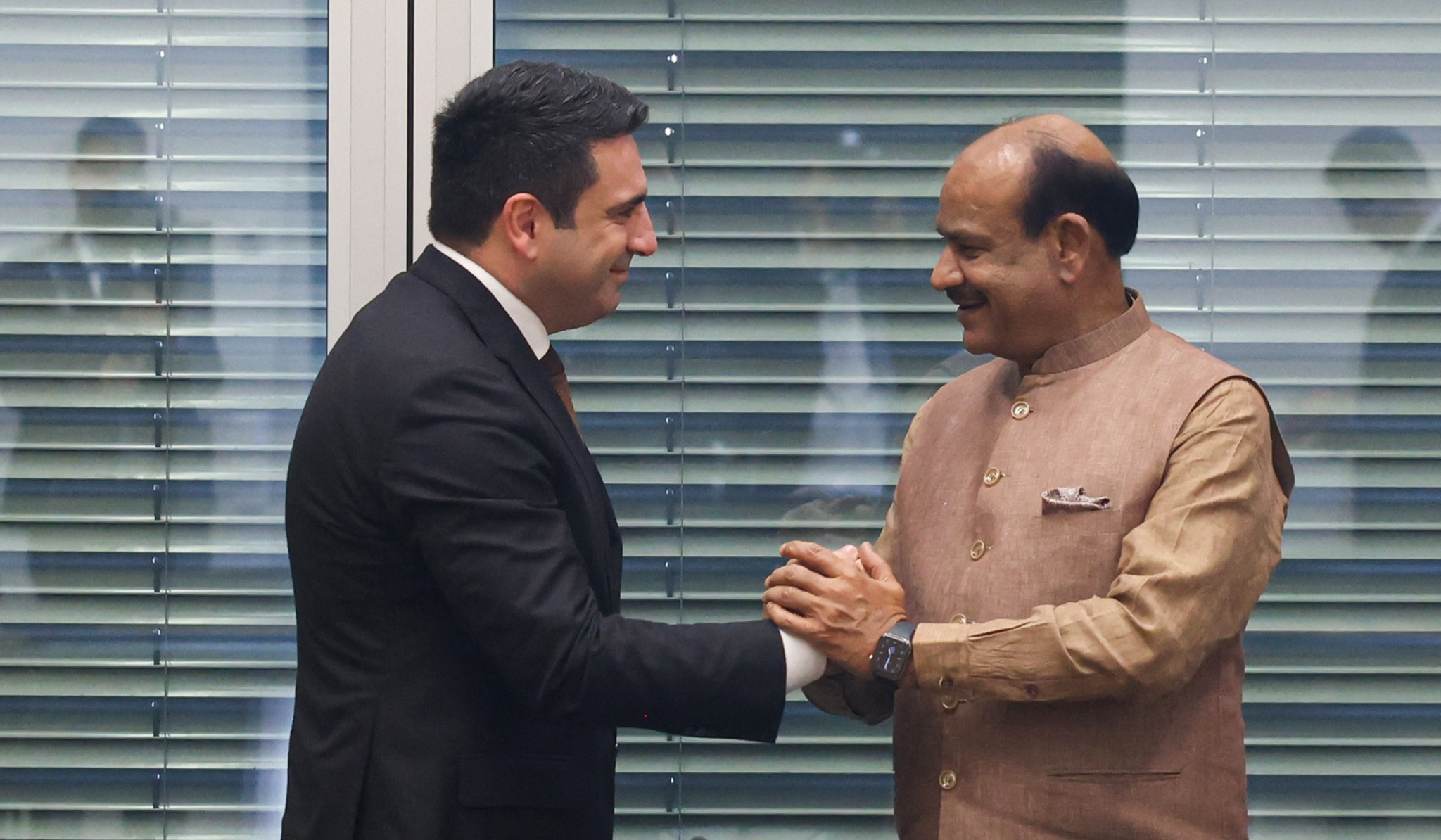 Alen Simonyan meets with Speaker of Lok Sabha of India Om Birla