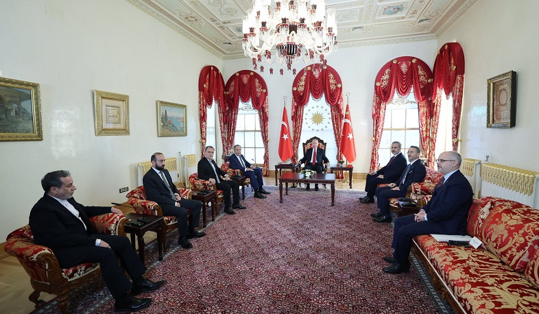 Erdogan received participants of '3+3' platform meeting in Dolmabahçe Palace