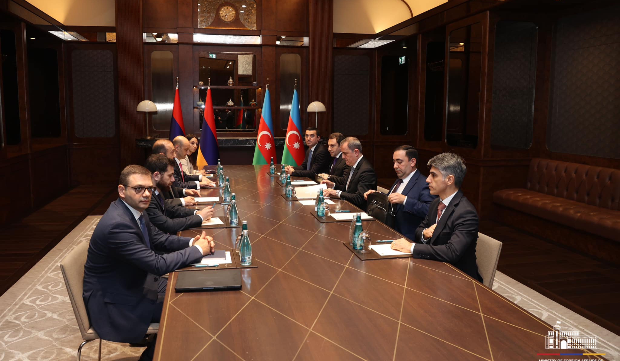 Meeting of Foreign Ministers of Armenia and Azerbaijan commenced in Istanbul