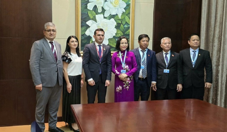 Hakob Arshakyan meets with Vice Chairwoman of the National Assembly Nguyen Thi Thanh