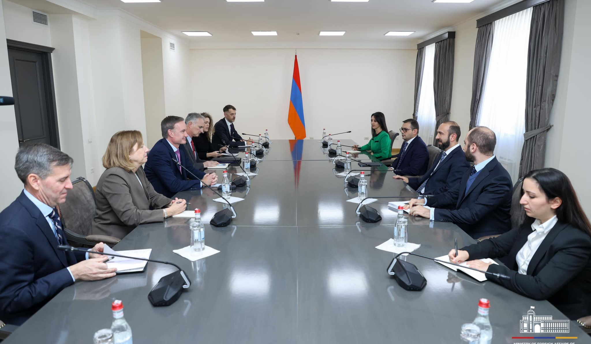 Ararat Mirzoyan and Michael Carpenter exchange views on issues of regional stability and security